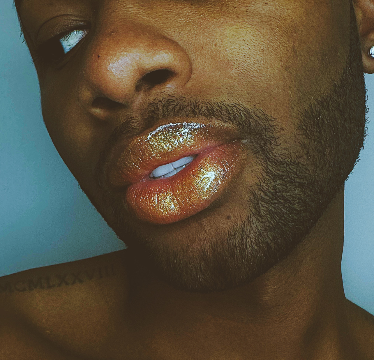 Hollywood Lip Gloss - LicxBeauty