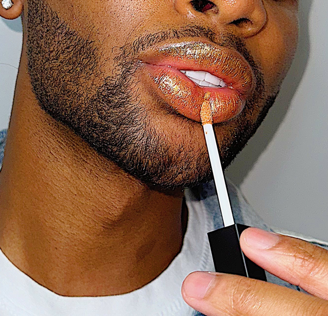 Hollywood Lip Gloss - LicxBeauty