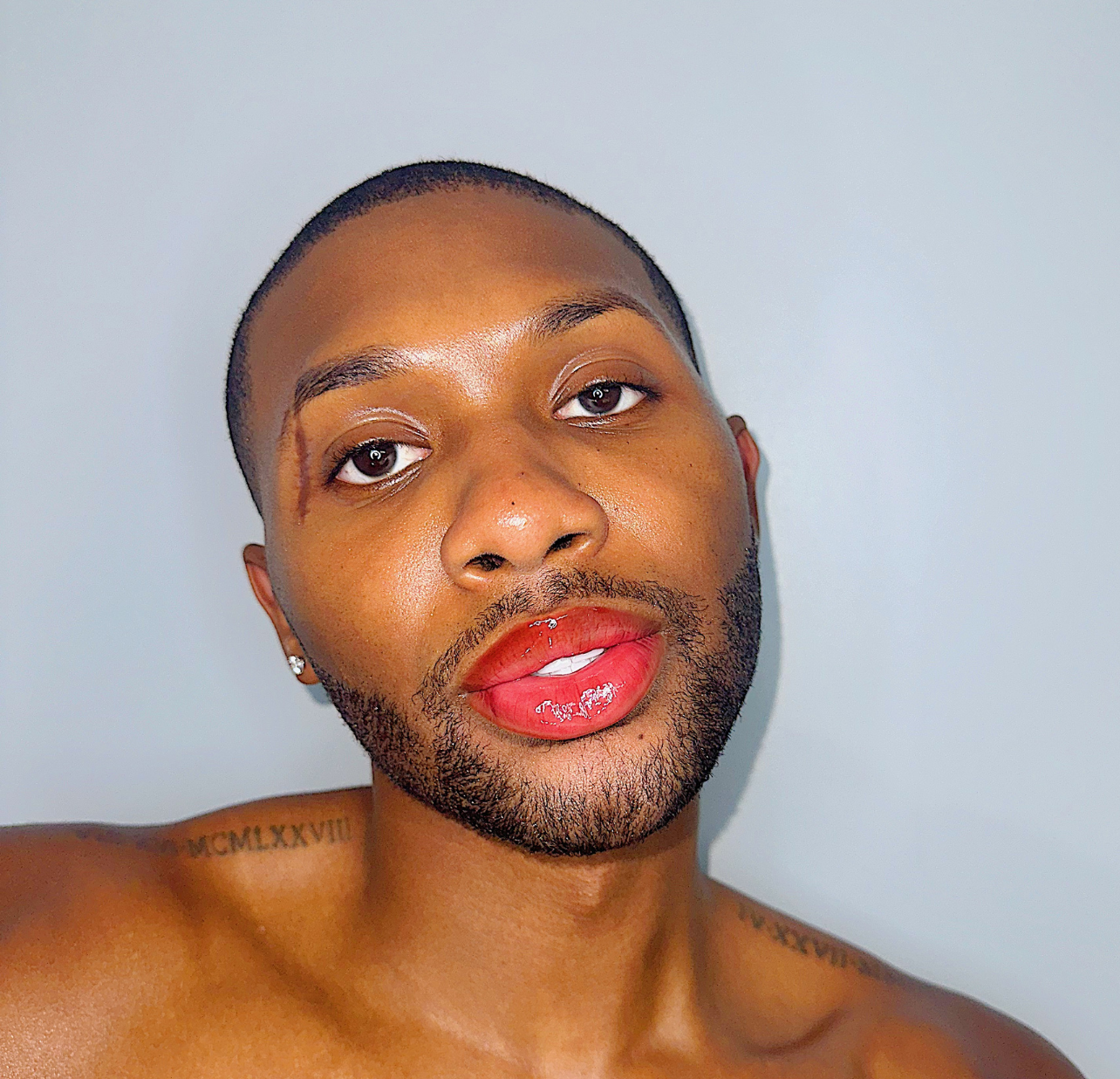 ClapBack Lip Gloss - LicxBeauty