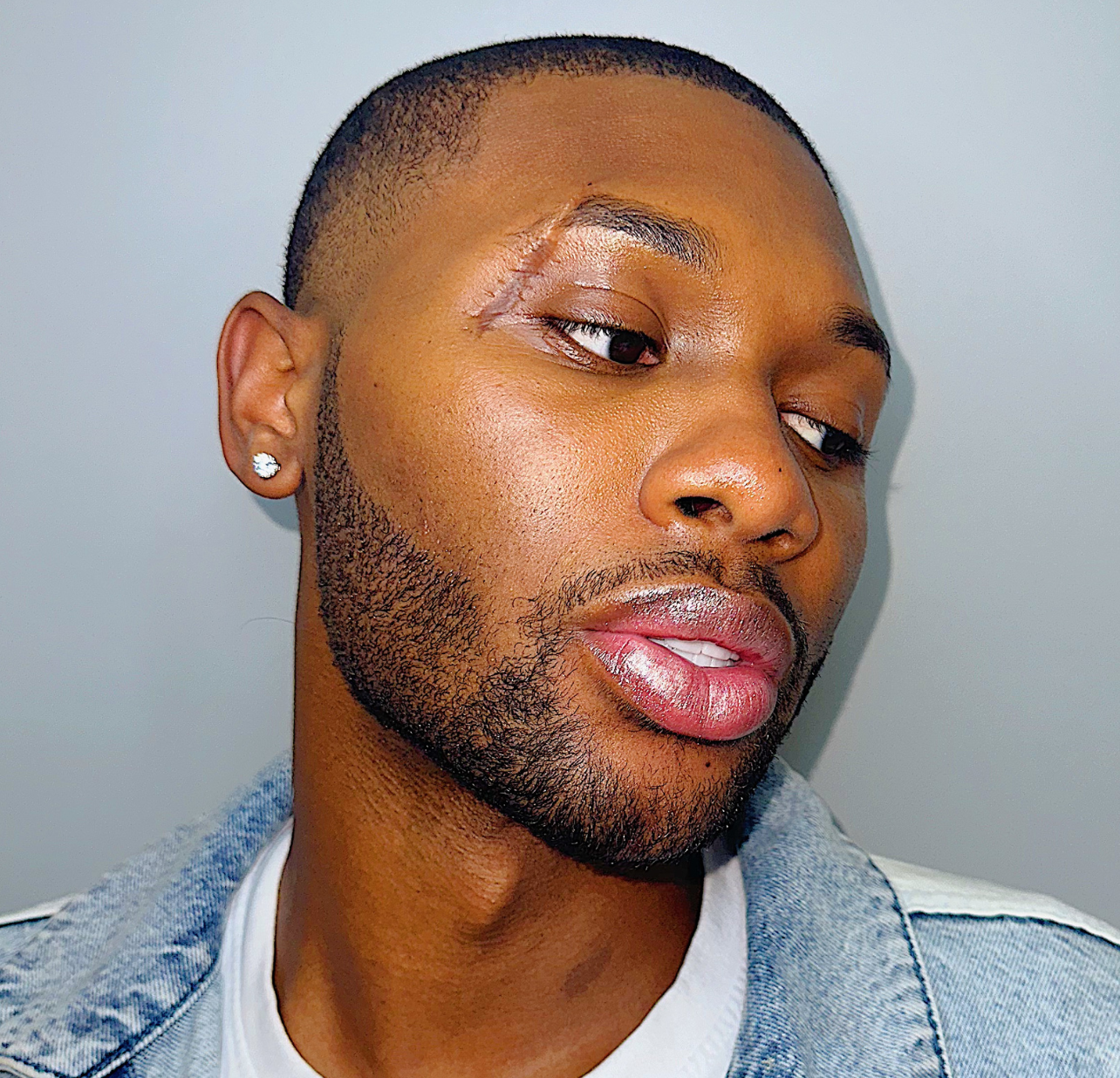 It's Giving Lip Gloss - LicxBeauty