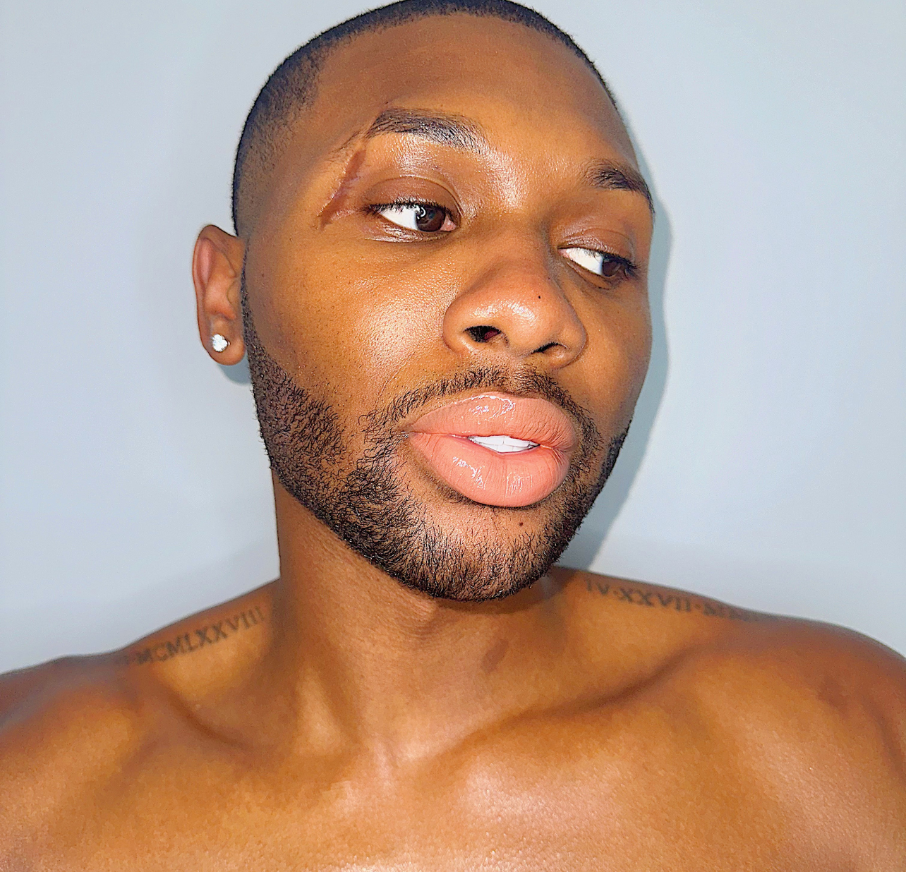 Exposed Lip Gloss - LicxBeauty