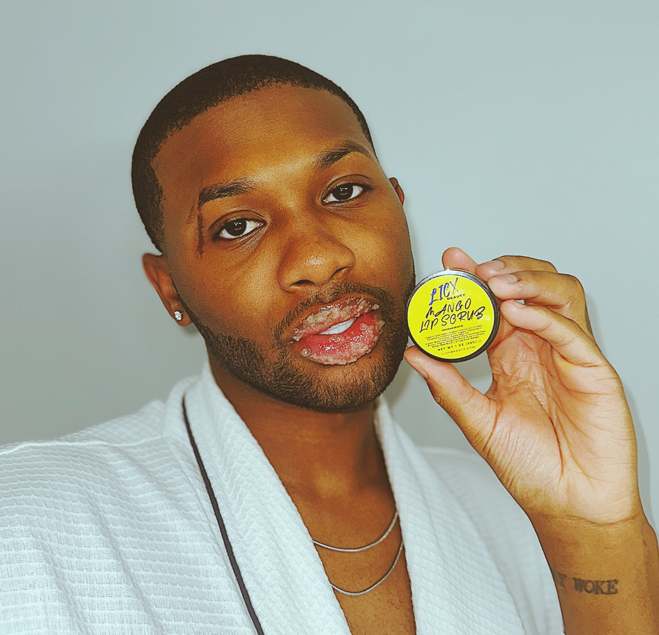 Mango Sugar Lip Scrub - LicxBeauty
